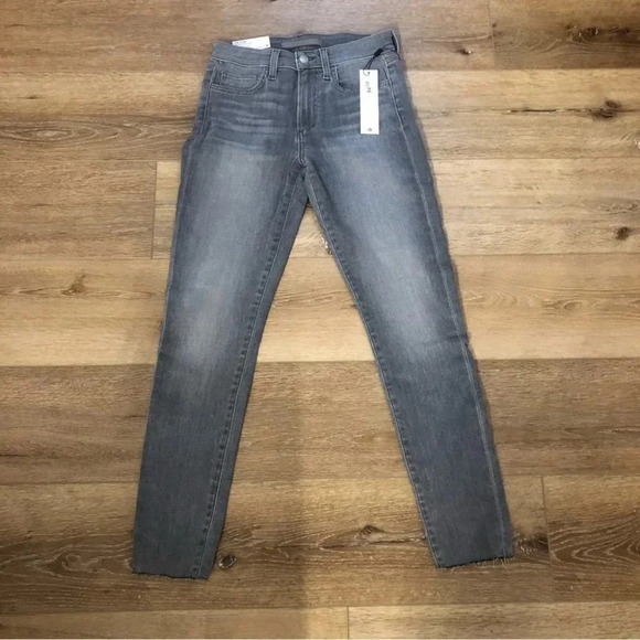 Joe's Jeans The Icon Mid Rise Skinny Ankle Raw Edge Gray Jeans Size 26 NWT - Picture 2 of 10